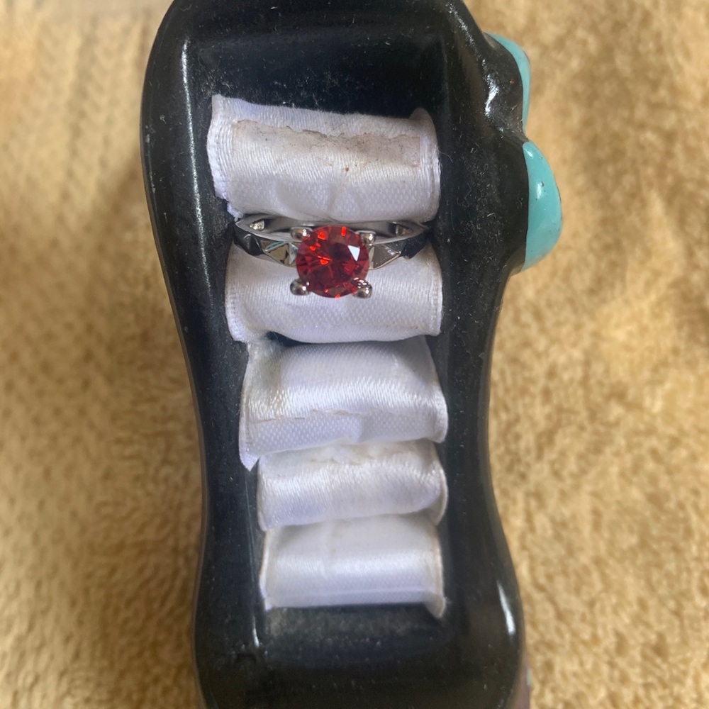 Fashion ring